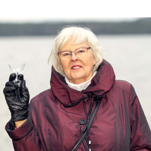 Ulla behandlar snarkning med IQoro