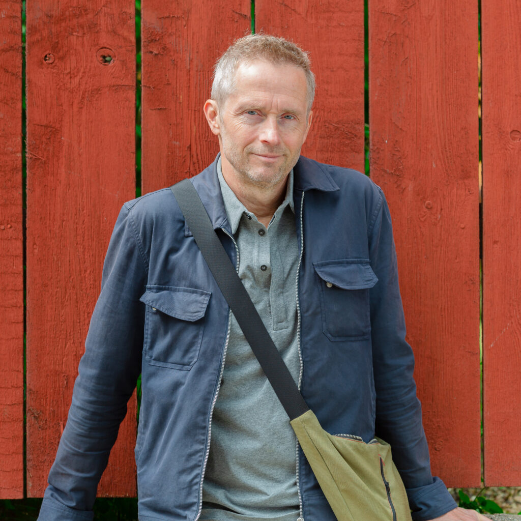 Anders an IQoro customer and professional singer